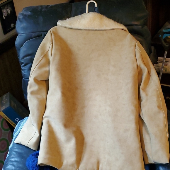 Faux sherpa coat - Picture 2 of 2